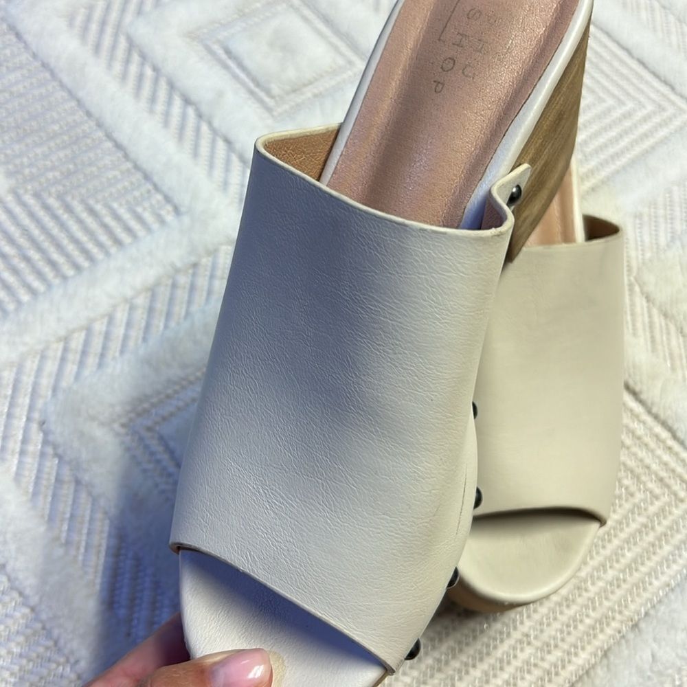 SHU SHOP - Gina Open Toe Clog Wedge Heel - Picture 4 of 14